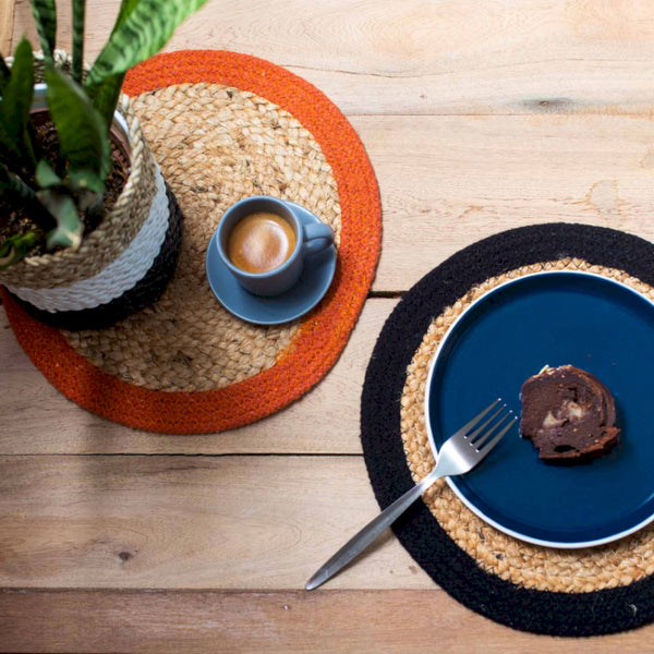 Natuurlijke placemats van jute