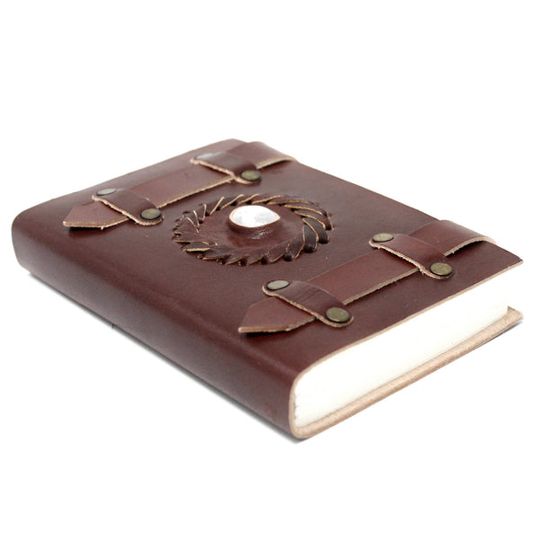 Leren notitieboek Maansteen met riempjes (15x10 cm)